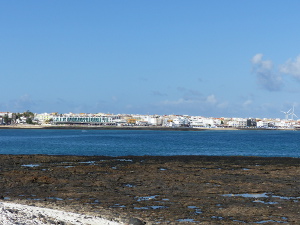 BUCHE MEER Fuerteventura Strand Corralejo im Ort