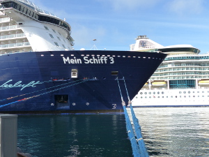 BUCHE MEER <i>Mein Schiff 3</i>  Kreuzfahrt Norwegen