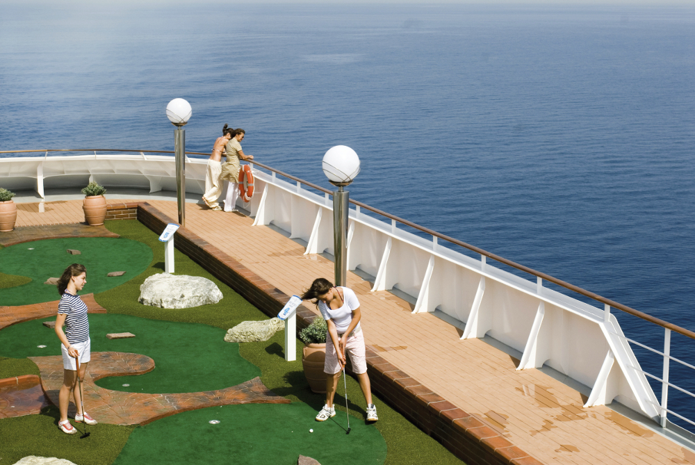 BUCHE MEER SEE MSC Minigolf