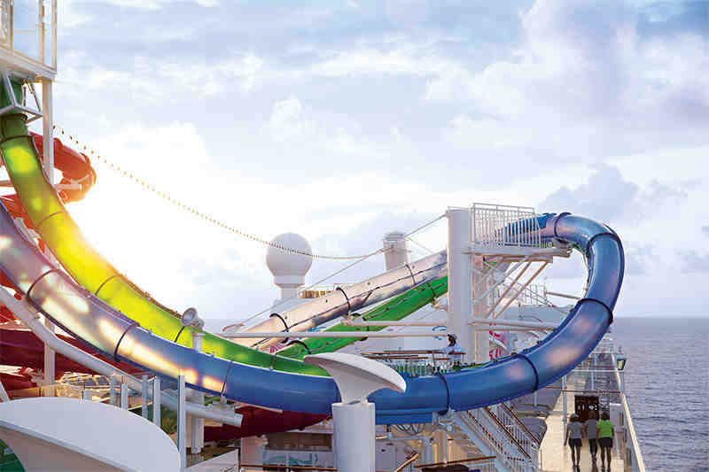 BUCHE MEER SEE Aquapark © Norwegian Cruise Line