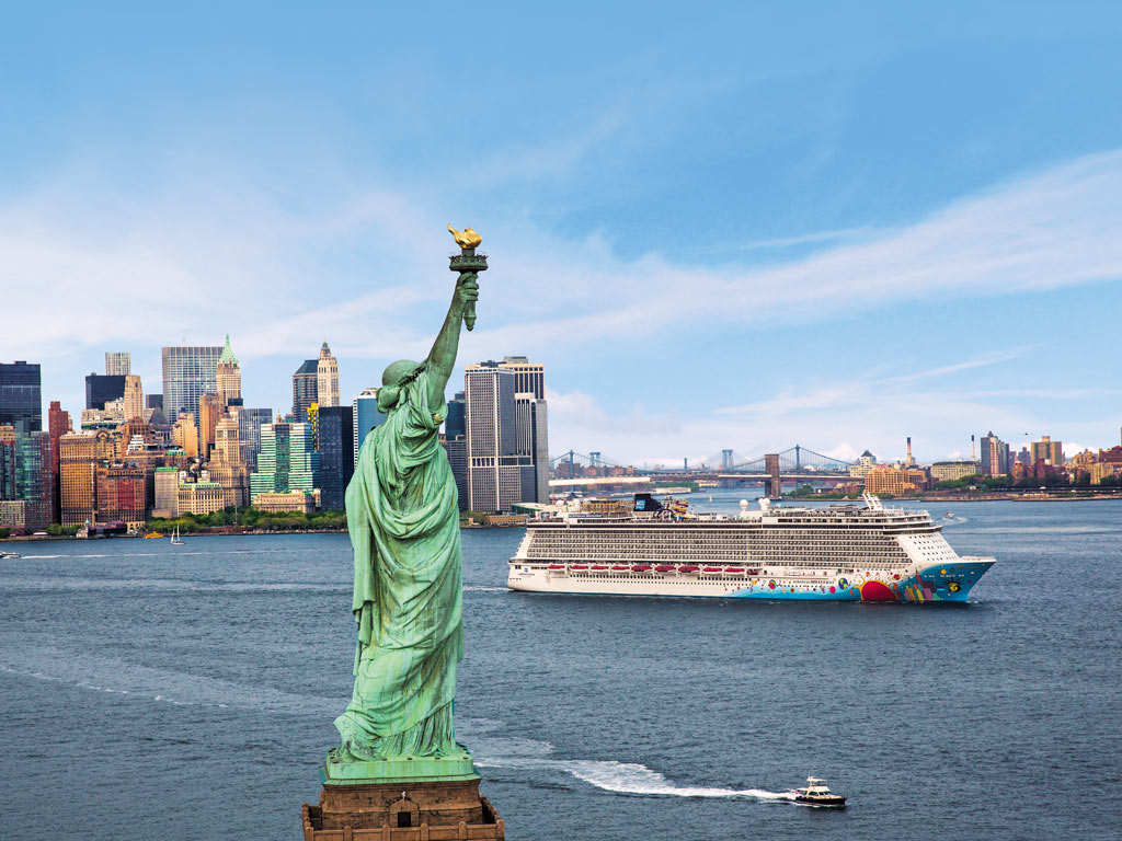 BUCHE MEER SEE Freestyle Cruises New York Norwegian Cruise Line