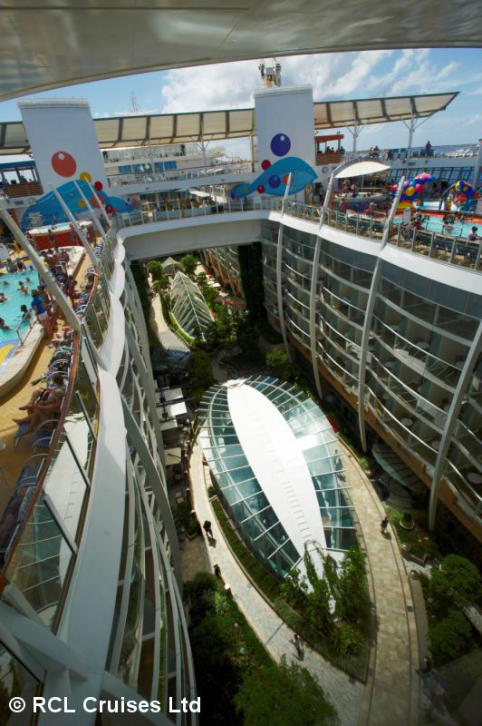BUCHE MEER SEE Royal Caribbean Central Park