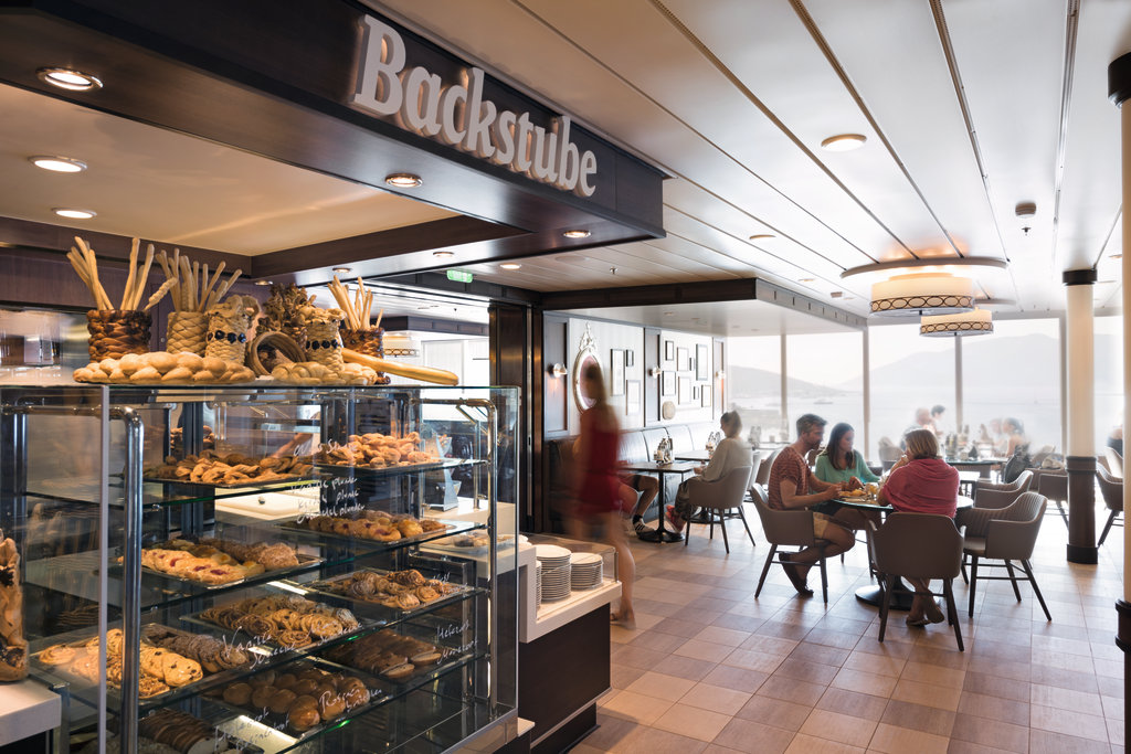 BUCHE MEER SEE Backstube - <i>Mein Schiff 3</i>